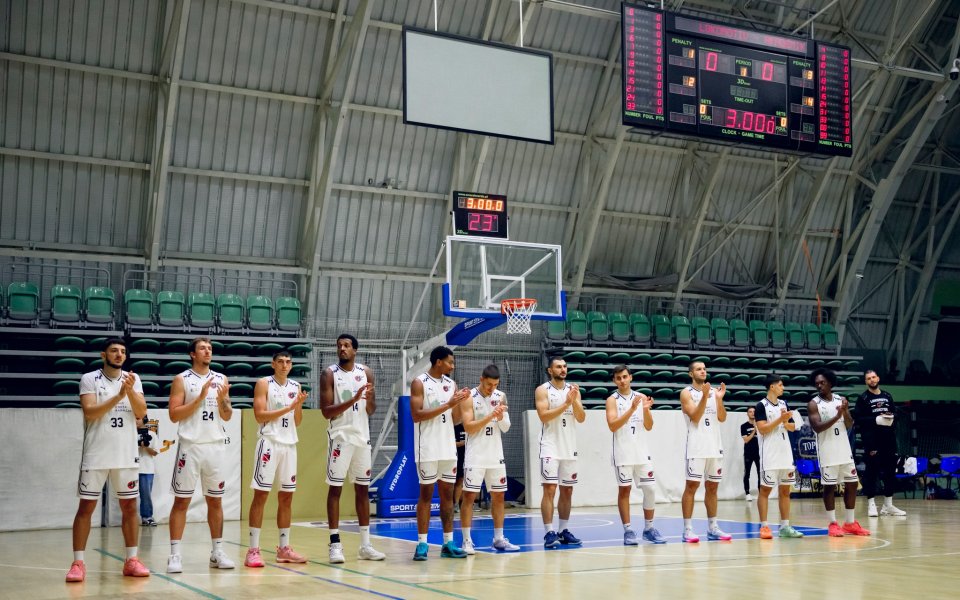 Локомотив Пловдив с първа победа в родния елит по баскетбол