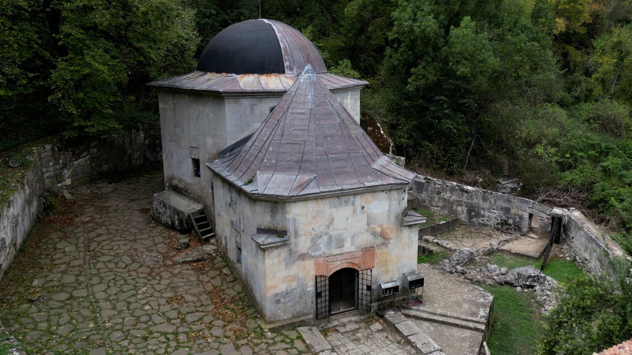 Демир Баба теке