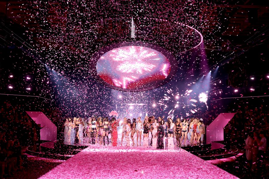 Ейнджъл Рийс1