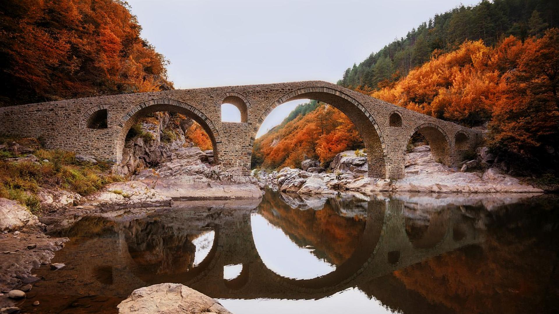 През есента на 1912 г Балканите са на прага на
