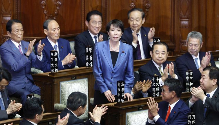 Санае Такаичи - Санае Такаичи: От хевиметъл банда до премиер на Япония