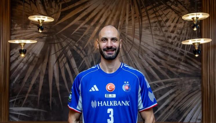 Матей Казийски - Матей Казийски се завърна в турския гранд Халкбанк Анкара след 11 години