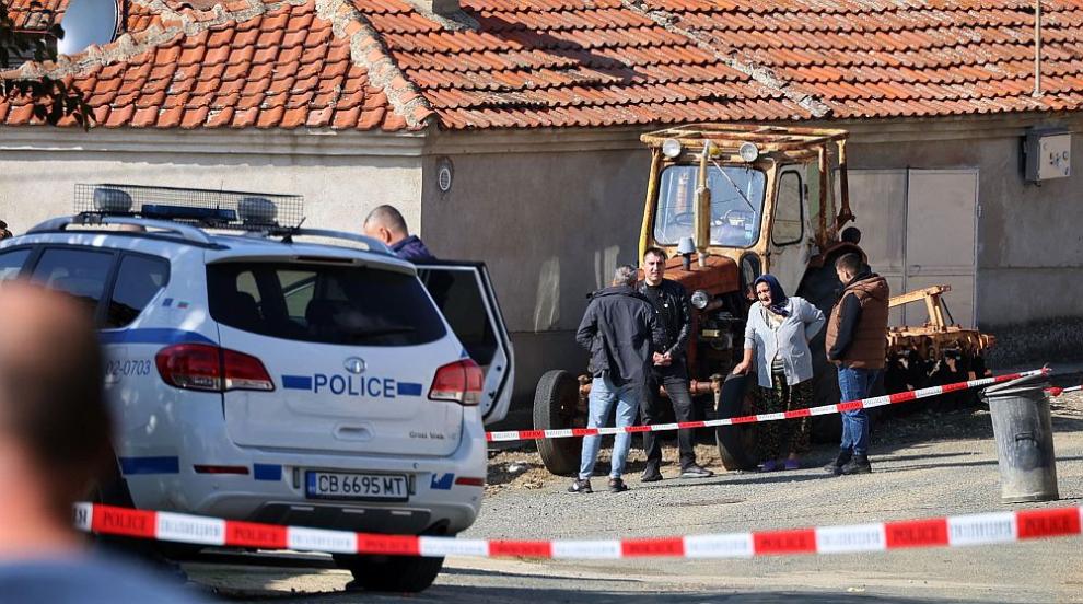 Първи кадри от ужаса в Люляково: Мястото на зловещото тройно убийство (ГАЛЕРИЯ)