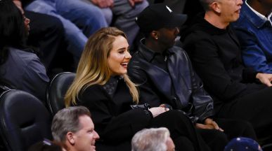 Adele се появи на публично събитие за първи път от края на шоуто ѝ във Вегас