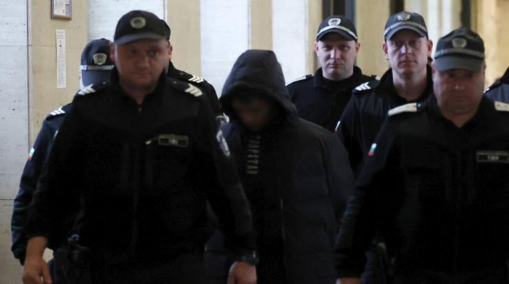 съд дело обвиняем намушкано момче мол