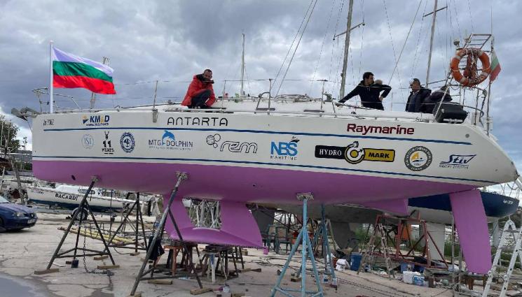 яхта Огинев - ТАЗИ ВЕЧЕР: Българин тръгва на околосветско пътешествие с яхта от Варна