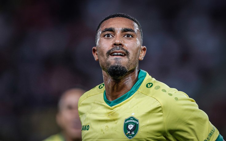 Дерой Дуарте за неописуемите емоции и тайната на класирането на Кабо Верде на Мондиала