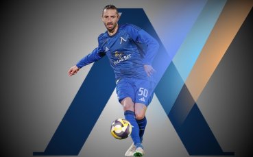 Национал все още умува за нов договор с Левски