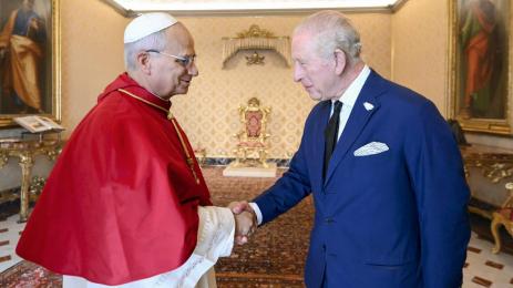 папа Лъв крал Чарлз