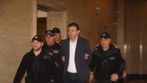 Никола Барбутов