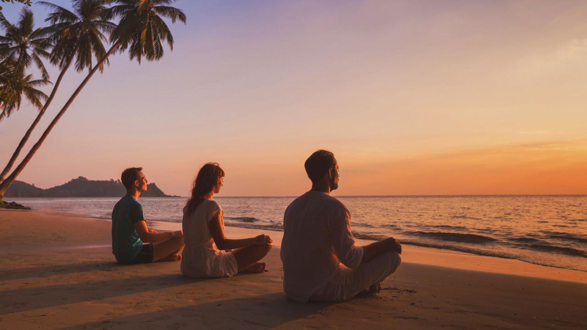 Розалия мистична алхимичка живееща в Лос Анджелис е доверен духовен