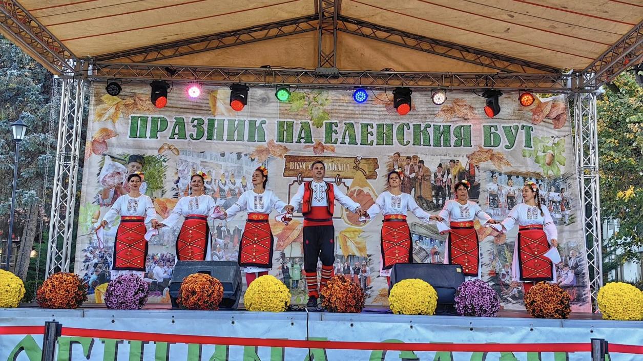 Елена е домакин на най-вкусния празник в сърцето на Балкана
