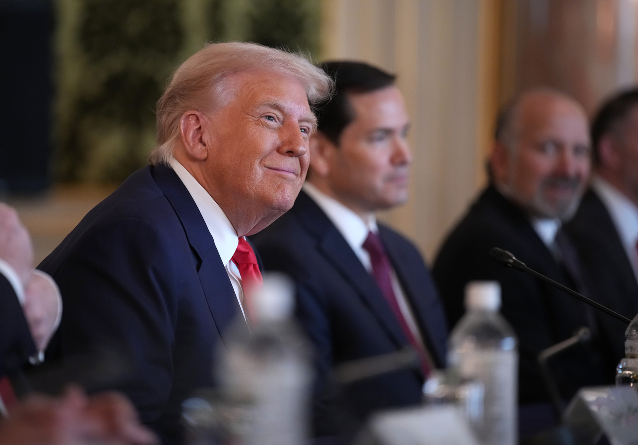 <p>Американският президент Доналд Тръмп се срещна в Токио с японската премиерка Санае Такаичи.</p>