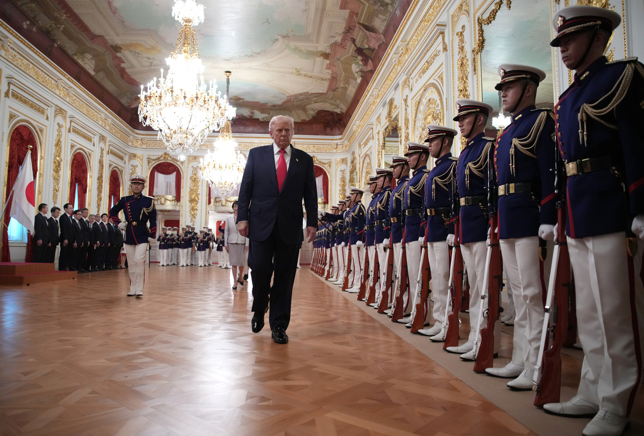 <p>Американският президент Доналд Тръмп се срещна в Токио с японската премиерка Санае Такаичи.</p>