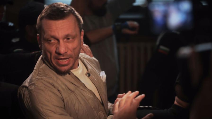 <p>Д-р Хасърджиев и останалите остават в ареста</p>