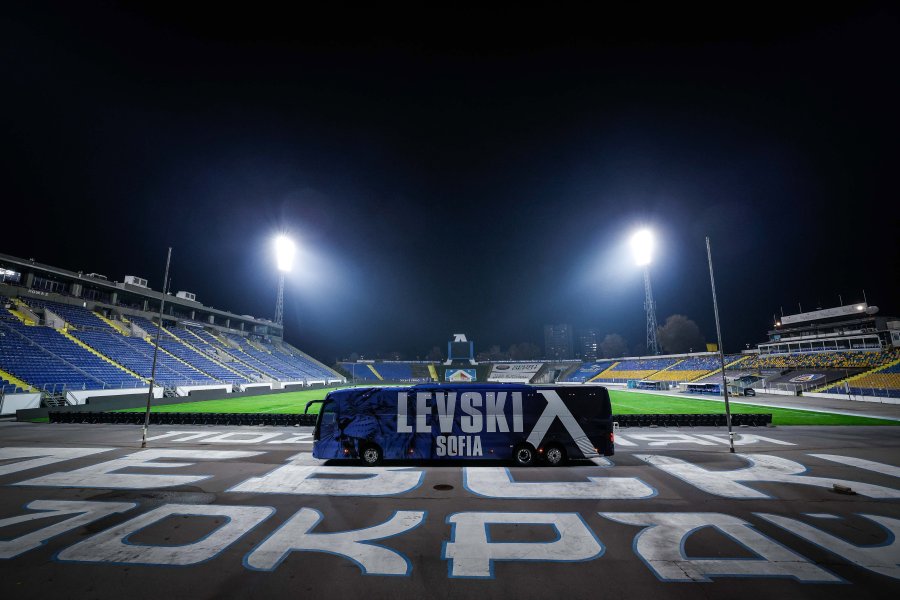 Левски нов автобус1