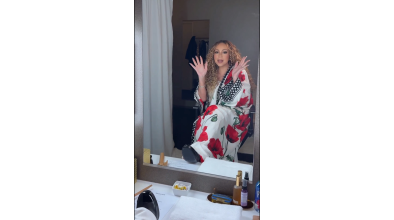 И самата Mariah вече се дразни - НЕ! Още не е време!