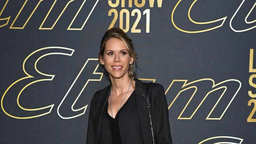 Дъщерята на Брижит Макрон - Типен Озиер