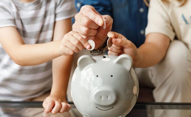 Колко пари са необходими за нормален живот в България - отговор от КНСБ