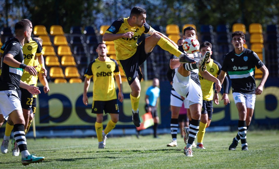 Миньор Перник Черно море1