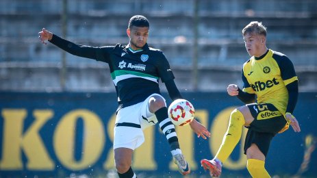 Миньор Перник Черно море