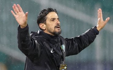 Фенове на Берое искат да бият треньора на отбора