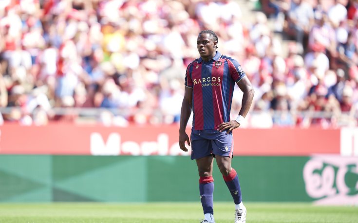 Барселона, Реал Мадрид и два английски клуба по петите на откритие на Леванте