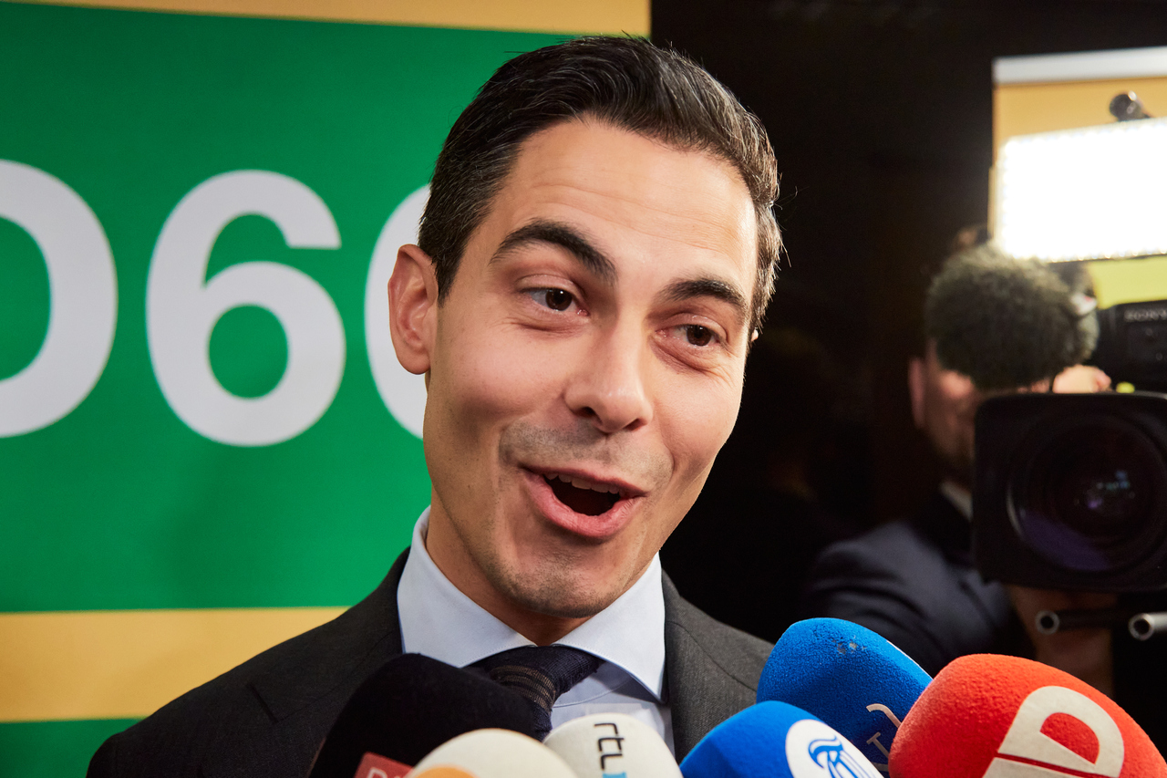 <p>Роб Йетен фаворит за премиер на Нидерландия.</p>