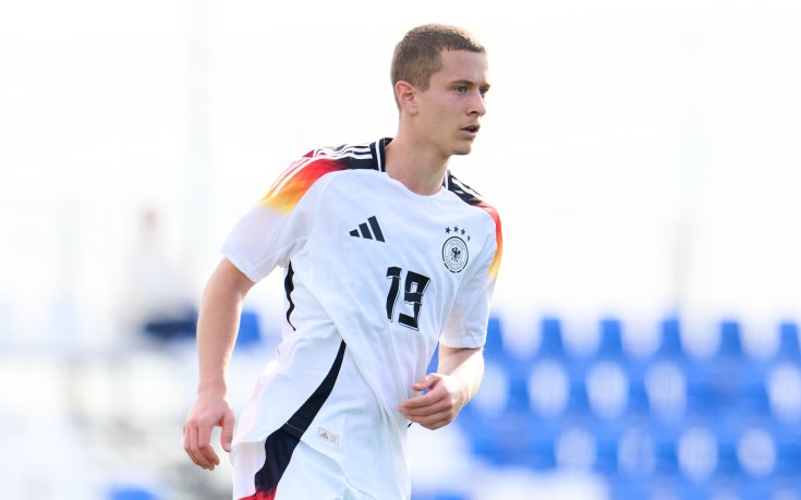 Байерн промотира още един голям талант, но първо трябва да го запази