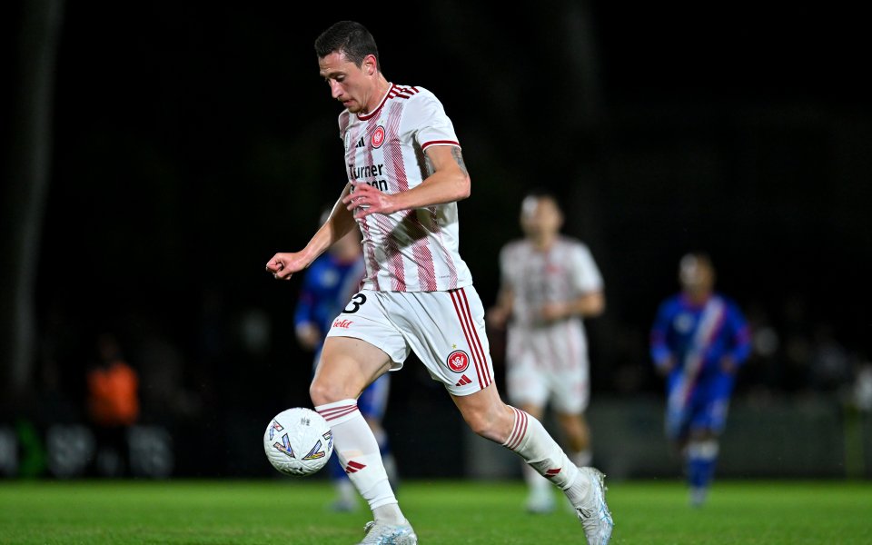 Божидар Краев титуляр при равенство на Уестърн Сидни Уондърърс