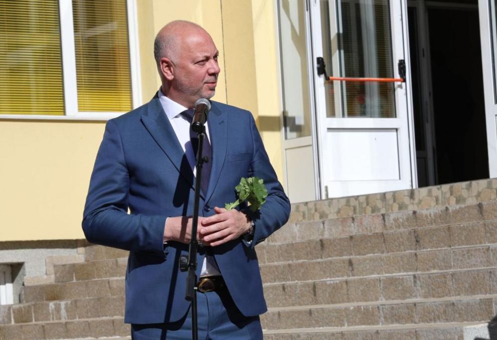 Това, което ни обединява днес, е търсенето на добрите примери,