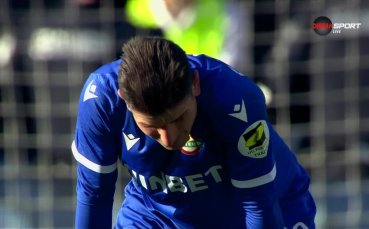 Ужас: фенове уцелиха с бутилка в главата вратаря на Ботев