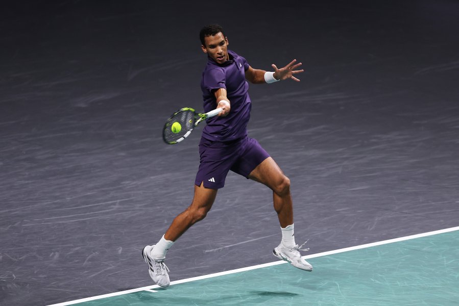 Феликс Оже Алиасим Александър Бублик1