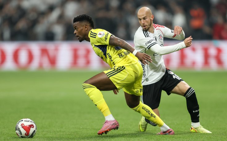 Червен картон даде тон за страхотен обрат на Фенербахче срещу Бешикташ