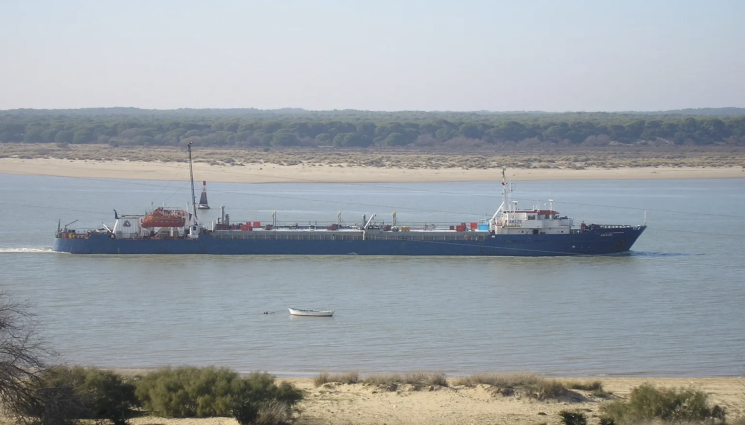 кораб украинци - Кораб фантом с украинци се появи у нас!