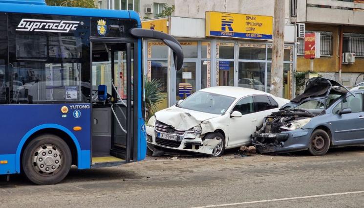 Бургас катастрофа - Верижна катастрофа с автобус на градския транспорт в Бургас
