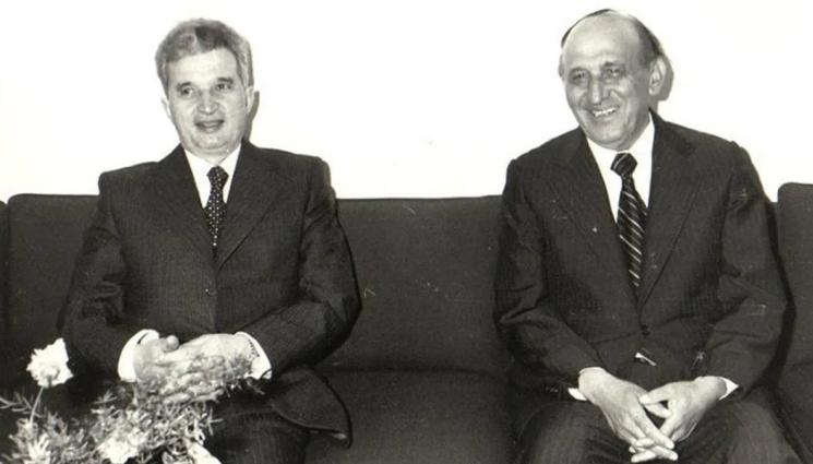 живков - Чаушеску подарявал мечки на Тодор Живков!