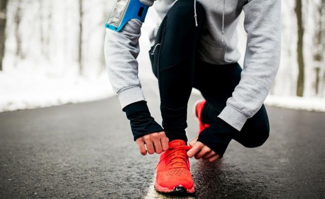 Фитнес треньор съветва: Как да тренирате в студа, без да навредите на здравето си