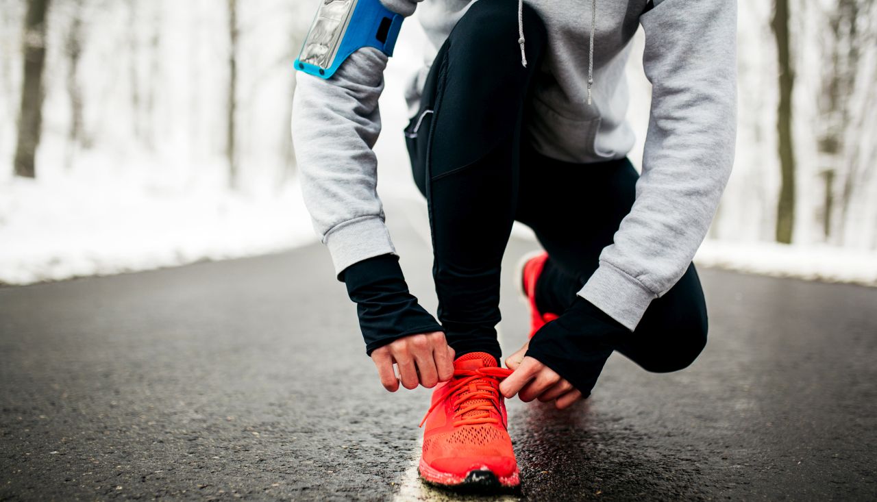 Фитнес треньор съветва: Как да тренирате в студа, без да навредите на здравето си