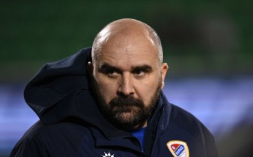 Трагедия на терена: Треньорът на Раднички почина по време на мач