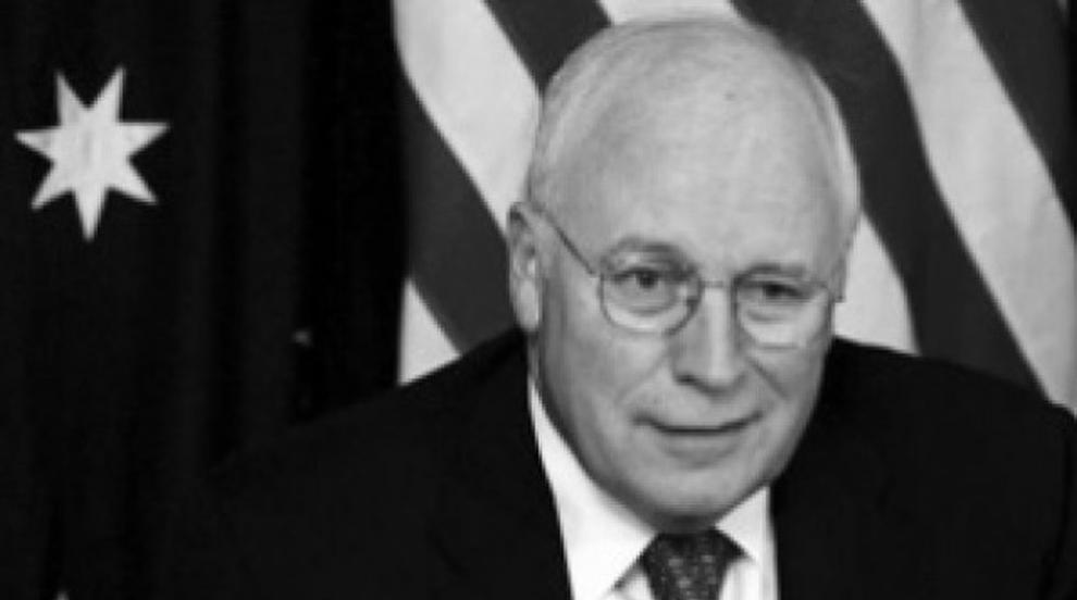 От архитект на войната до критик на Тръмп: Кой е Дик Чейни