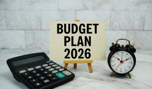 Плюсове и минуси: Какво означава закъснението на бюджета за страната