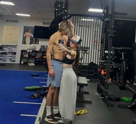 Българският пилот във Формула 2 Никола Цолов потвърди връзката си