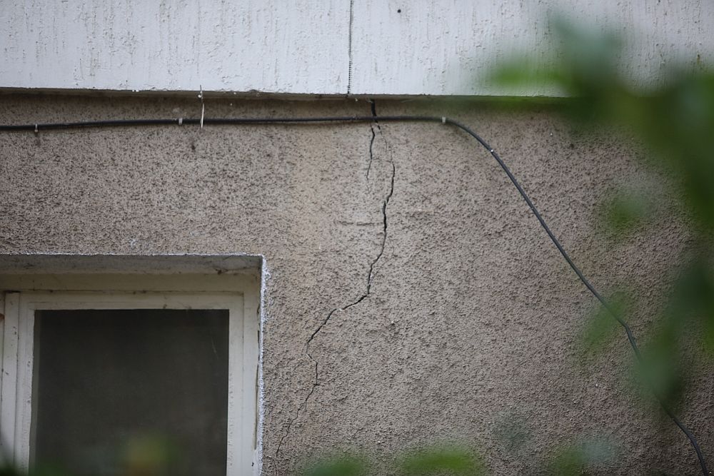 Разцепеният блок в кв. „Хаджи Димитър“ в София