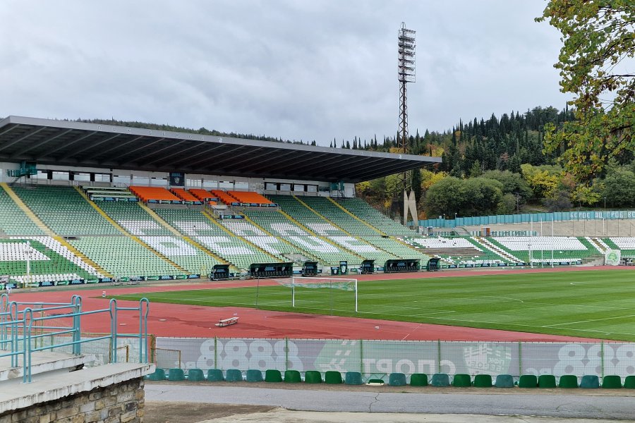 Ремонт на Спортна база Берое в Стара Загора1