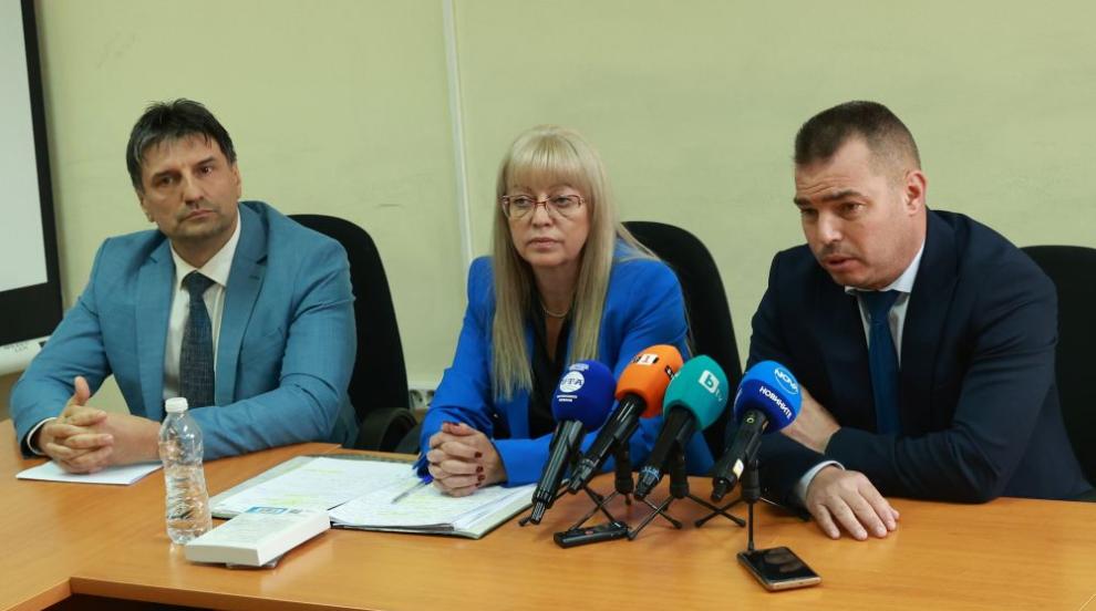 V Bolgariji razbili skupino, ki je tihotapila migrante do srbske meje