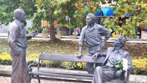 Левски скултура земпляците