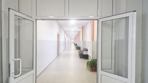 Средно училище Свети Климент Охридски в град Пещера