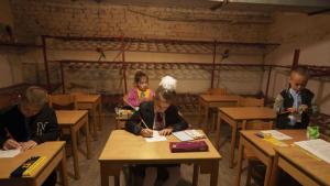 подземни училища