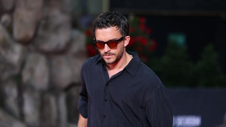 Джонатан Бейли